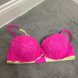 PINK Bra - Neon Pink - Reposhed